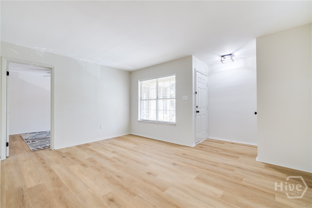 401 N Cromwell Road T-5