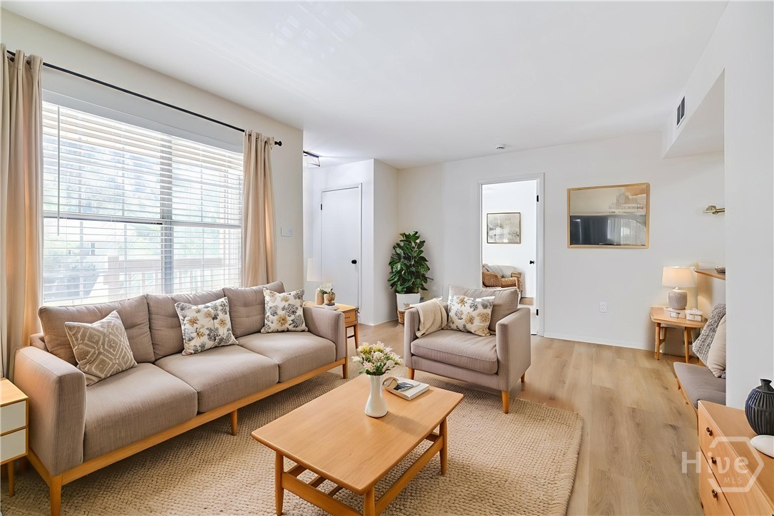 401 N Cromwell Road T-5