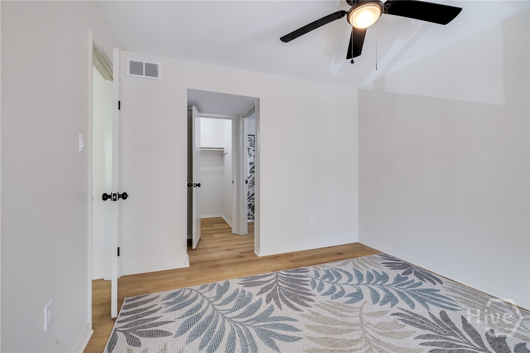 401 N Cromwell Road T-5