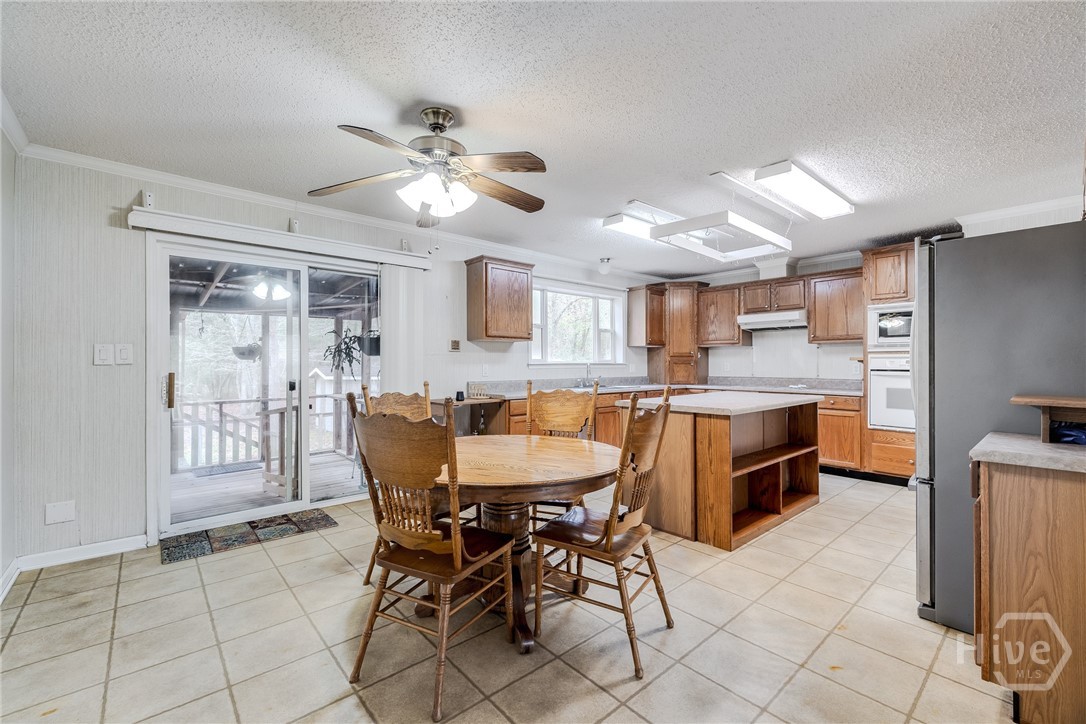 137 Bird Road