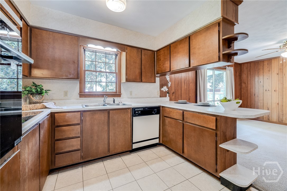 704 Glenbrook Road