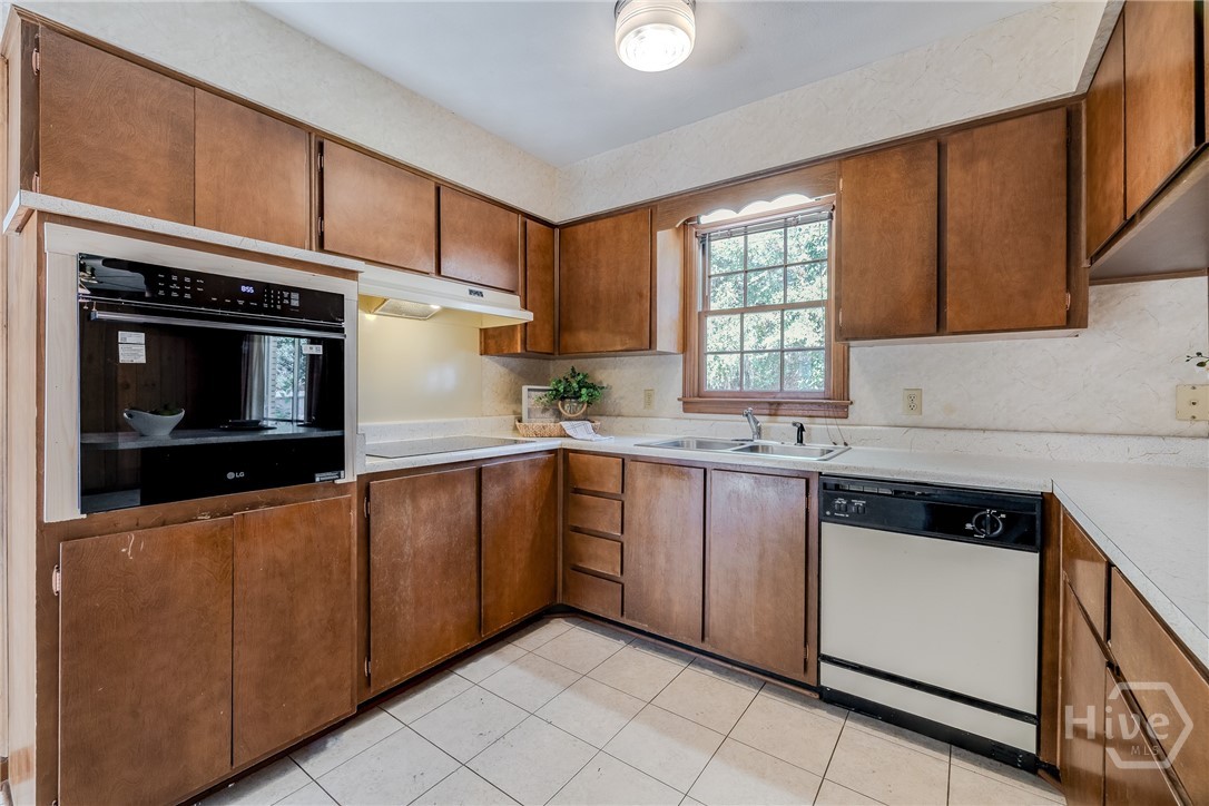 704 Glenbrook Road