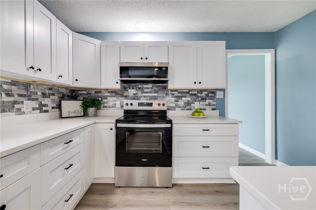 330 Lakeshore Drive