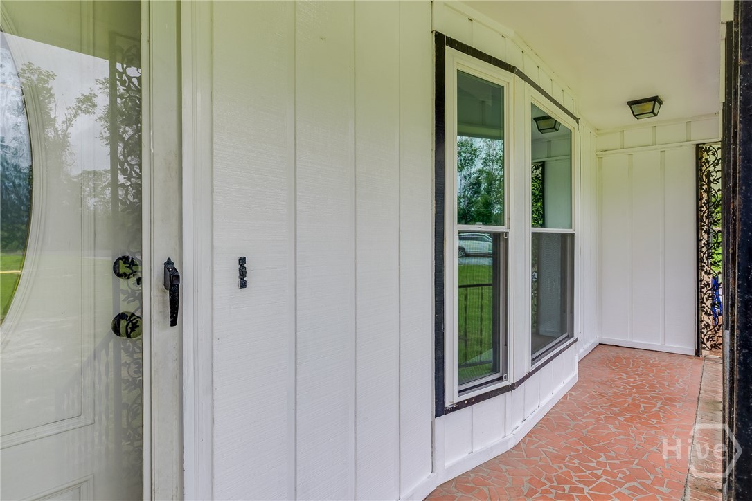 330 Lakeshore Drive