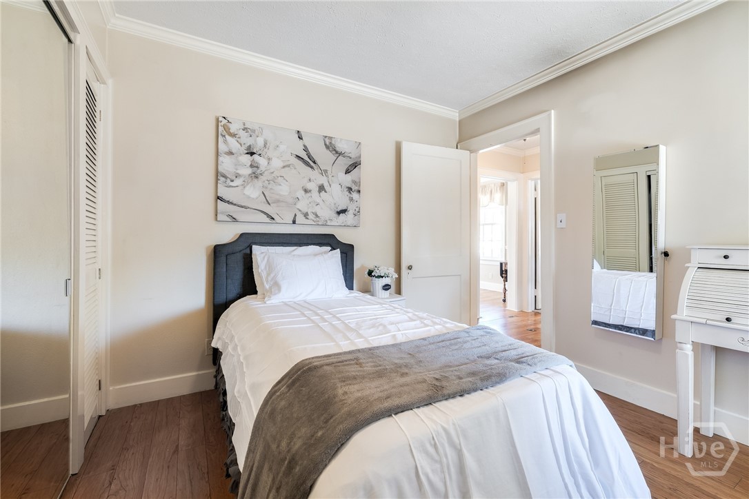 513 E 62nd Street