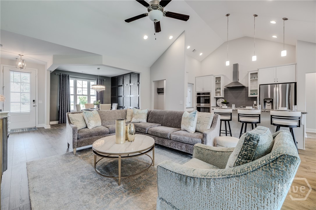 445 Highland Circle
