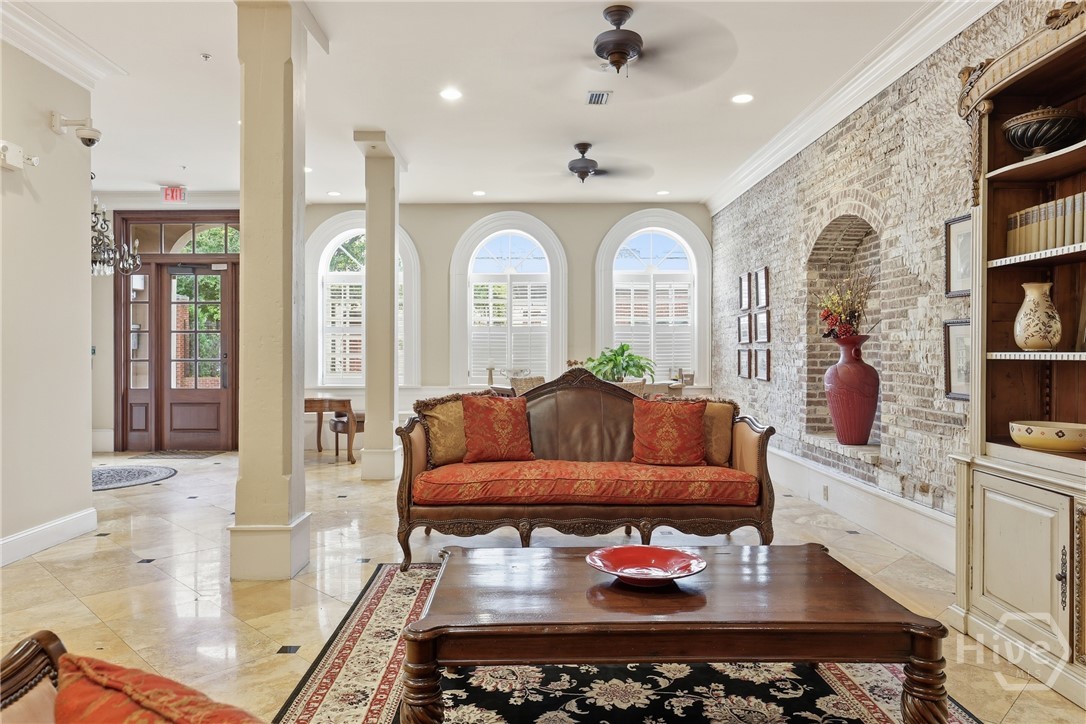 5 Whitaker Street 203E