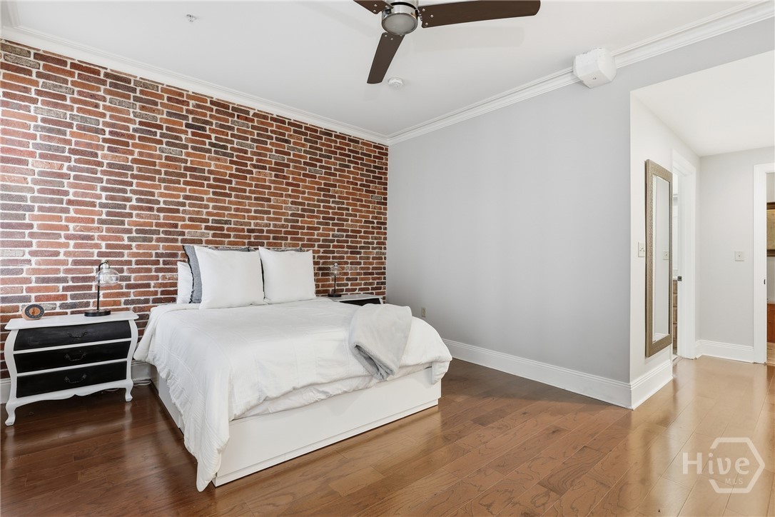 5 Whitaker Street 203E