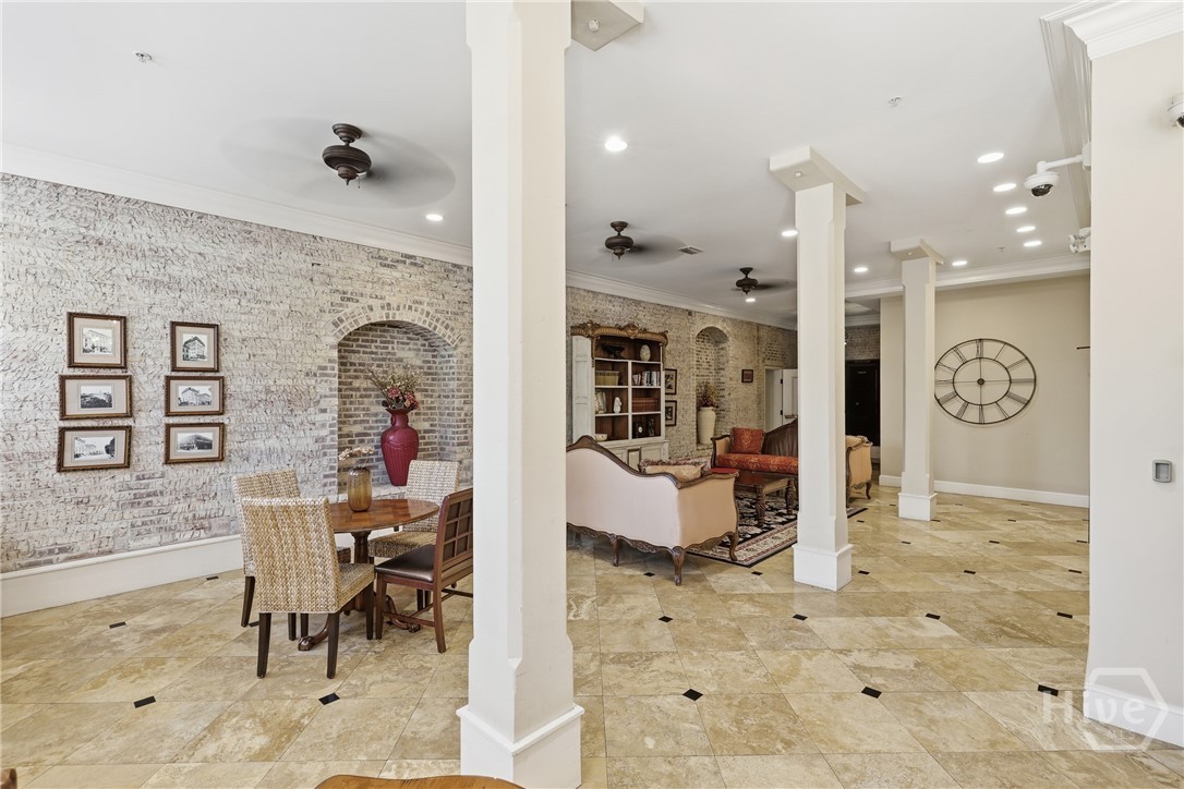 5 Whitaker Street 203E