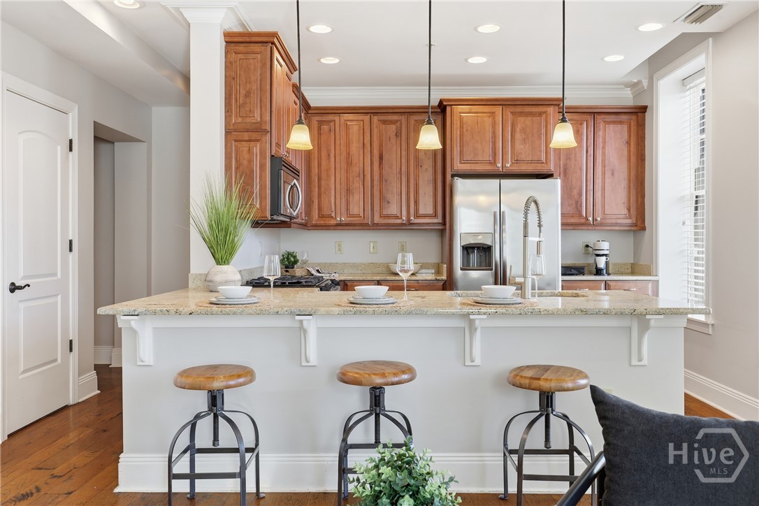 5 Whitaker Street 203E