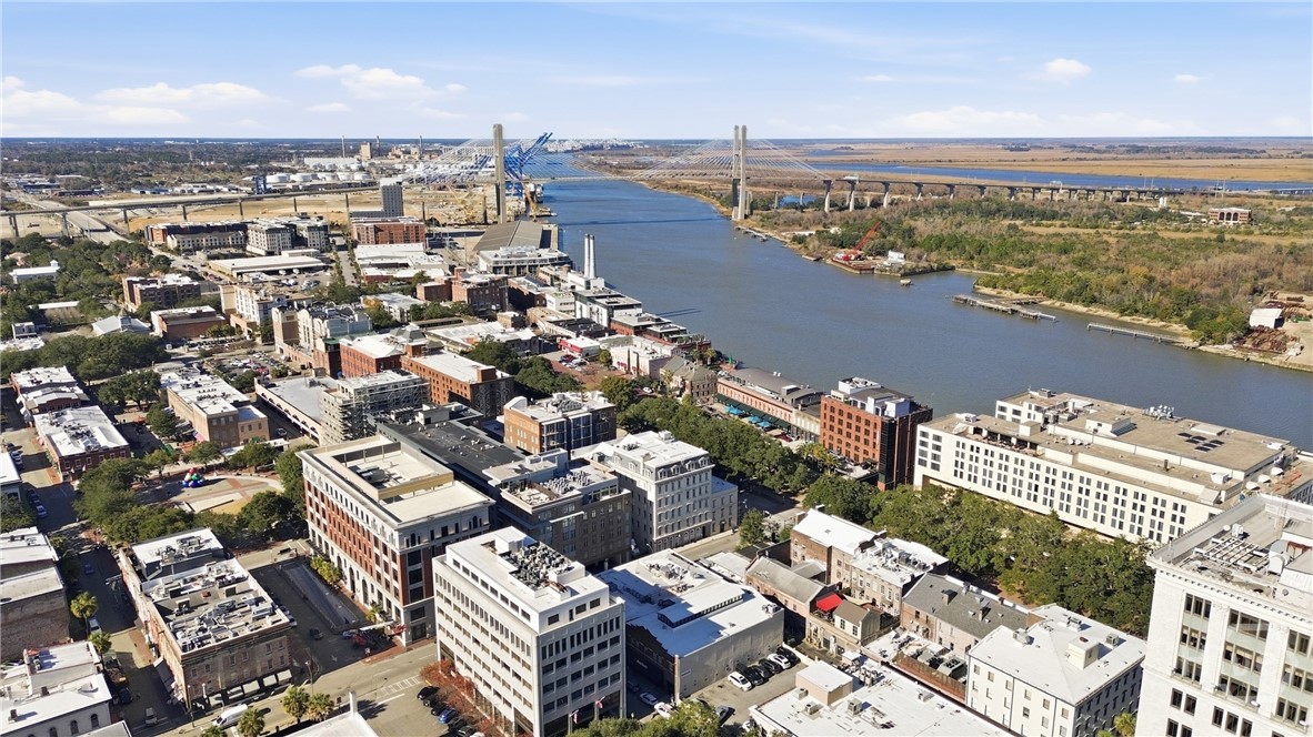 5 Whitaker Street 203E