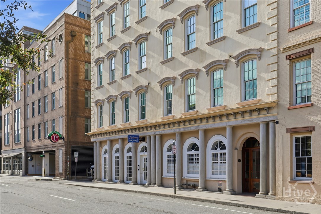 5 Whitaker Street 203E