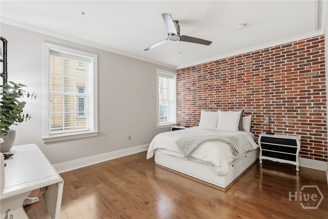 5 Whitaker Street 203E