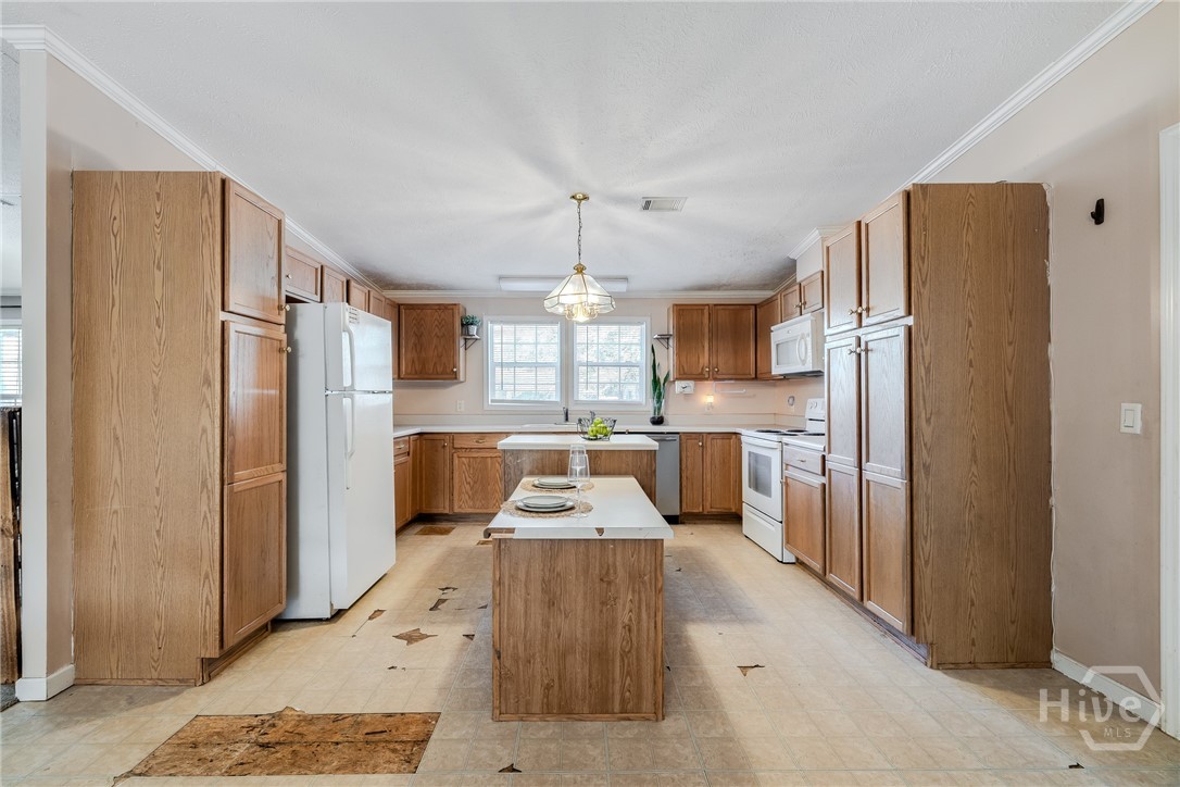 110 Saddlehorn Drive