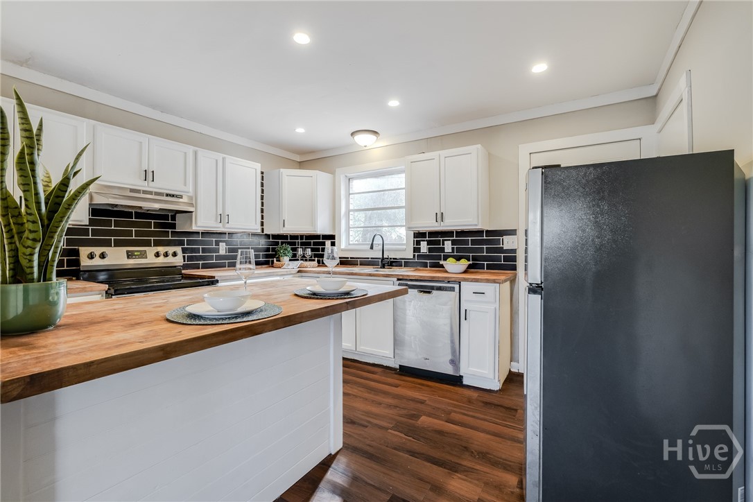 415 Barnhill Drive