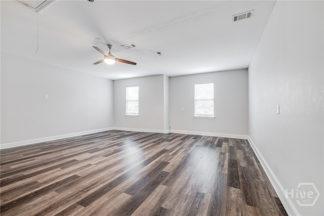 210 Stonebrook