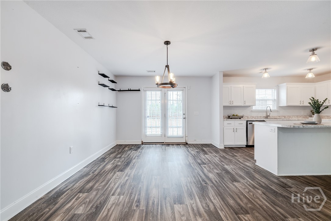 210 Stonebrook