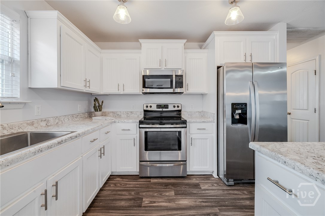 210 Stonebrook