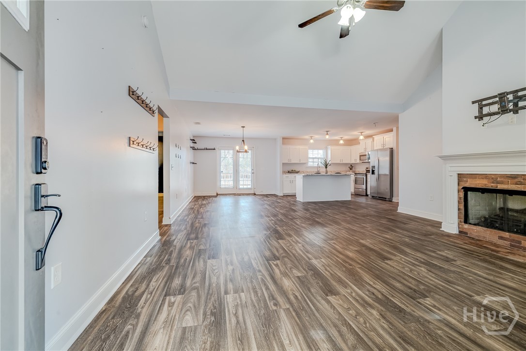 210 Stonebrook