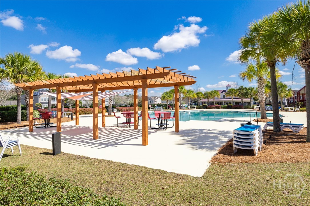 15 Hawkhorn Court