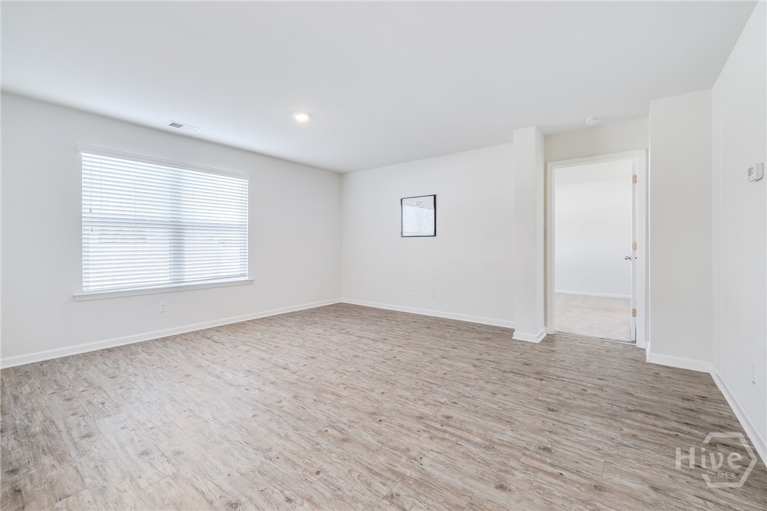15 Hawkhorn Court