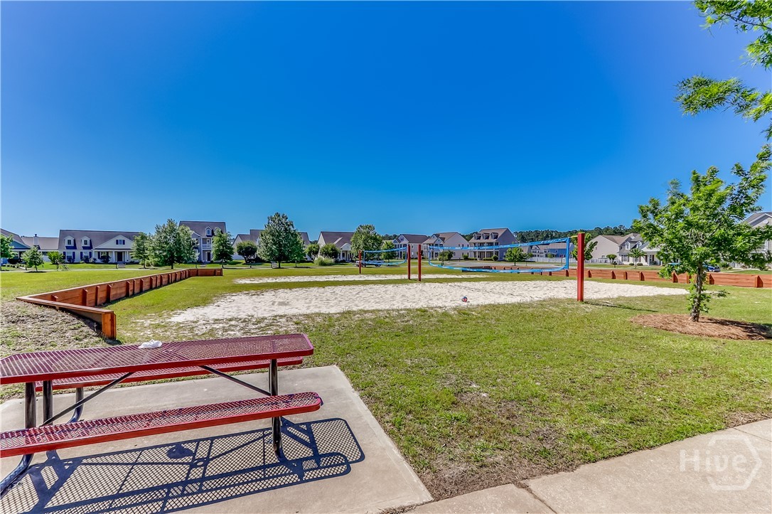 15 Hawkhorn Court