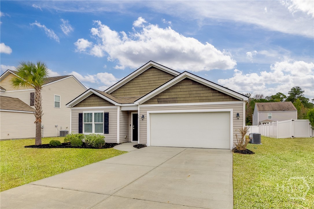 15 Hawkhorn Court