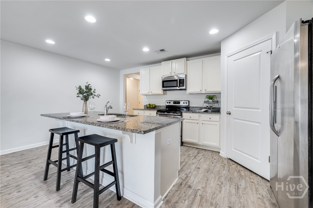 15 Hawkhorn Court