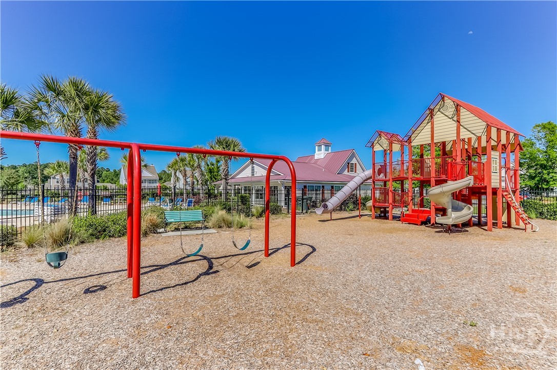 15 Hawkhorn Court