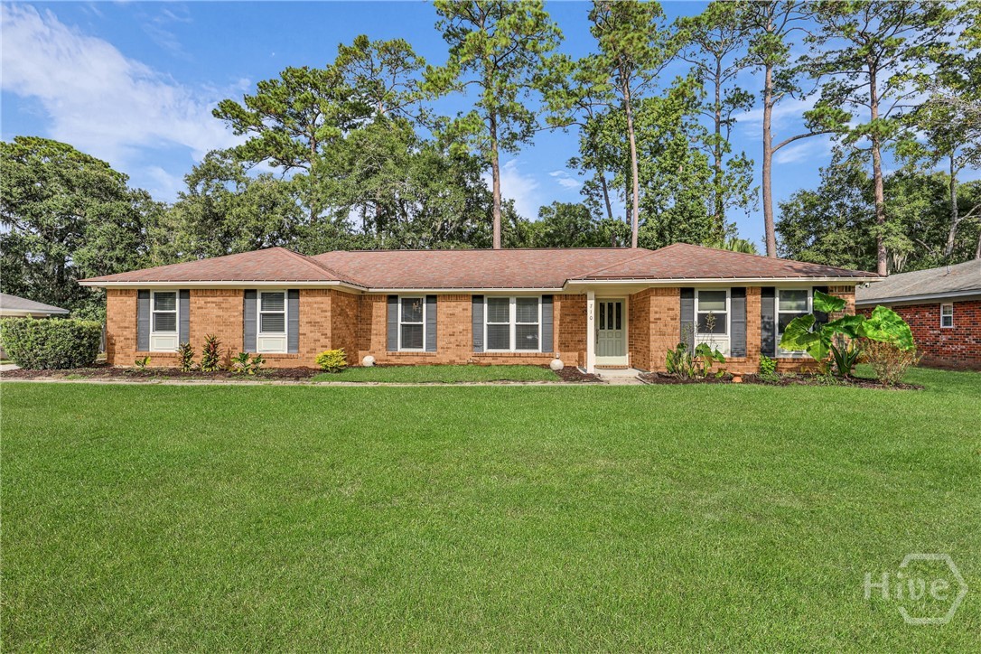 710 Leaning Oaks Drive
