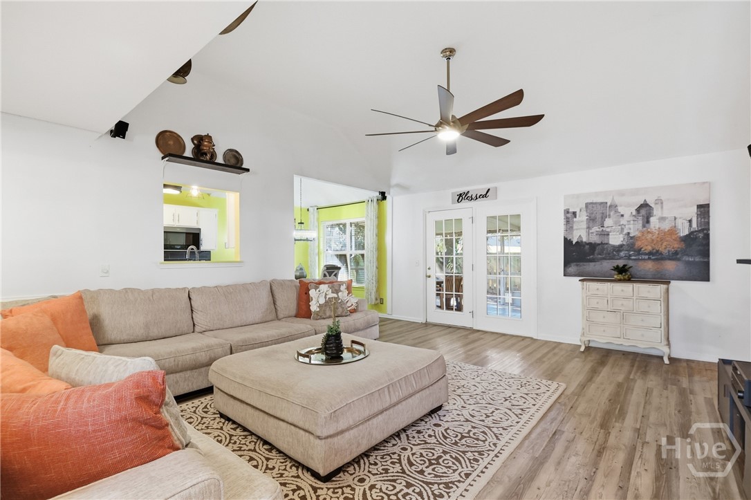 11 Tahoe Drive