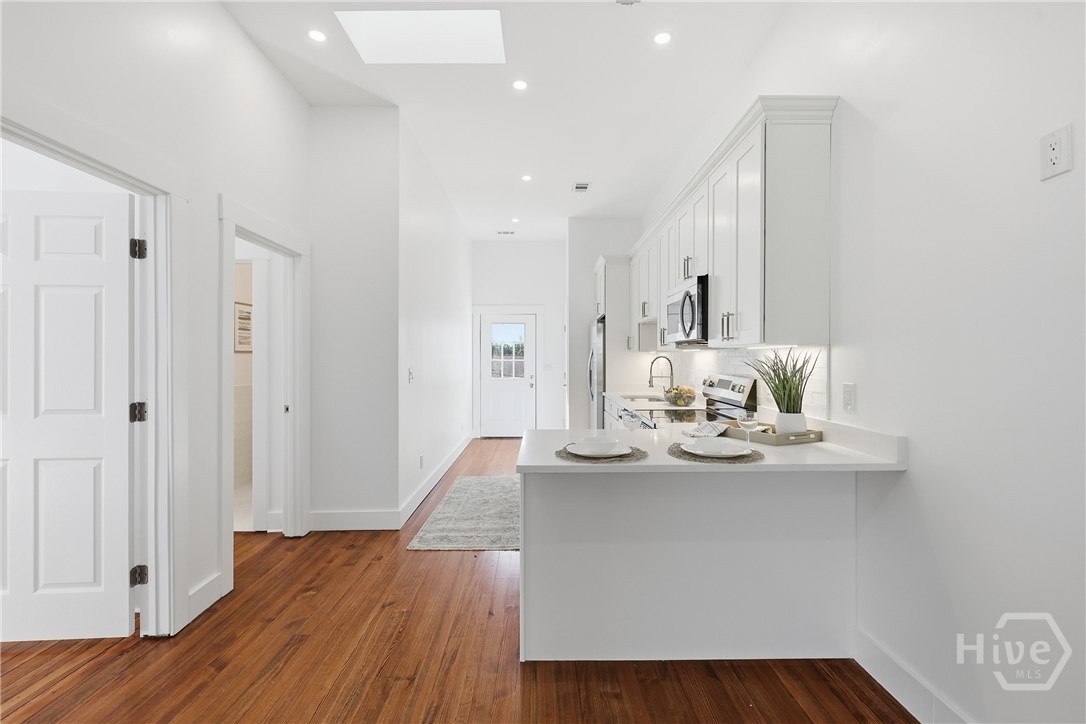 203 E 39th Street