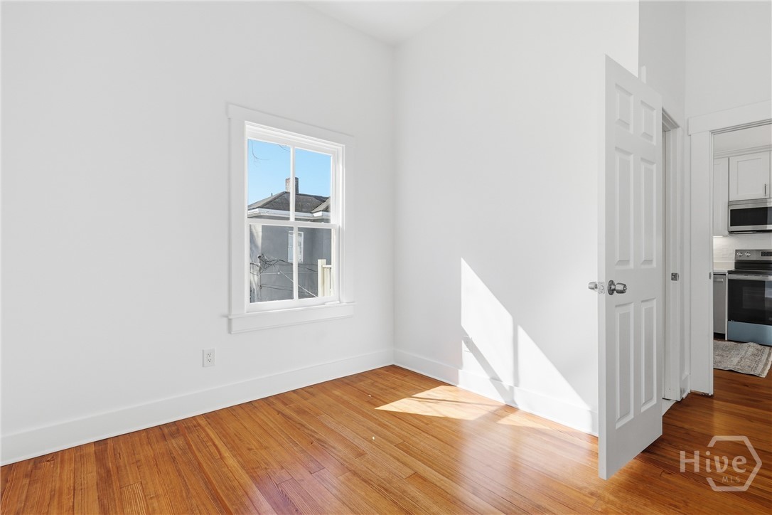 203 E 39th Street