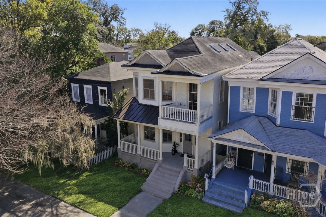 203 E 39th Street
