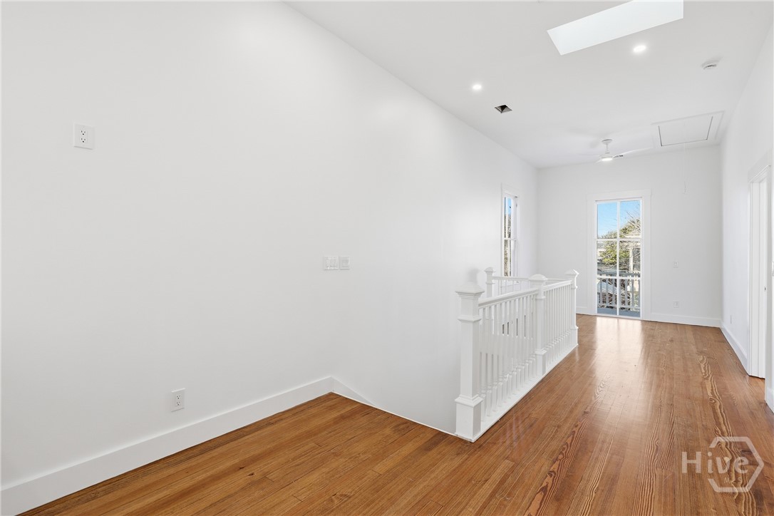 203 E 39th Street