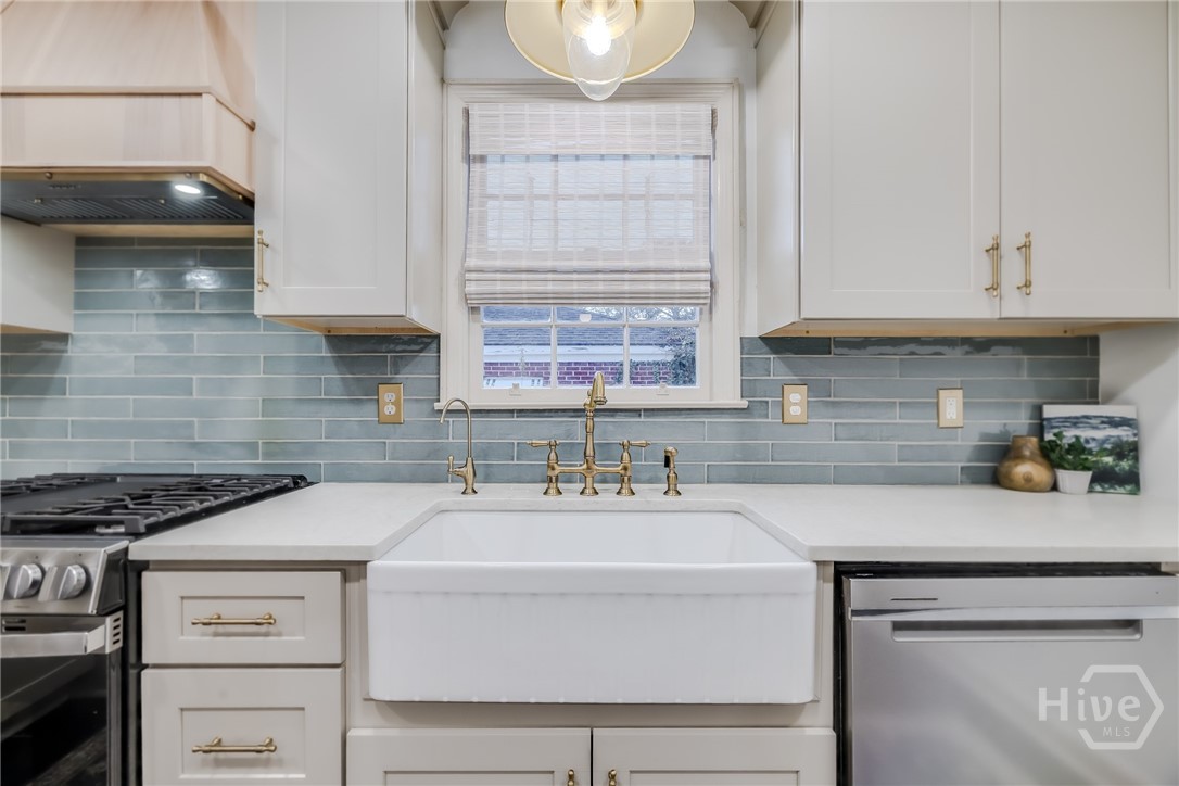 1416 E 53rd Street
