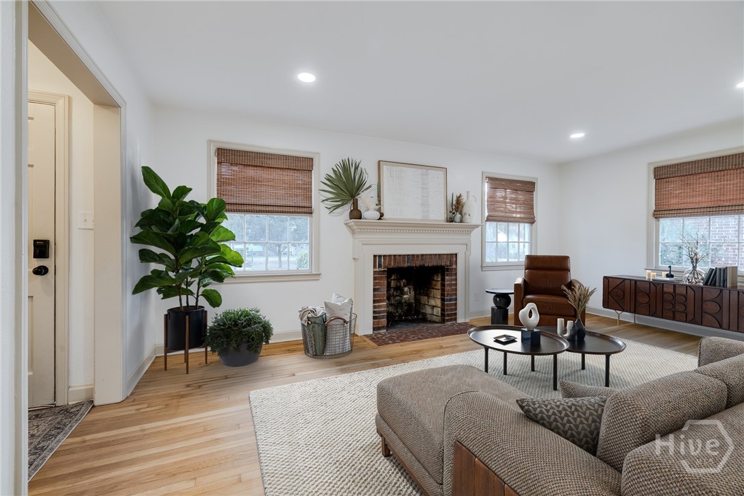 1416 E 53rd Street