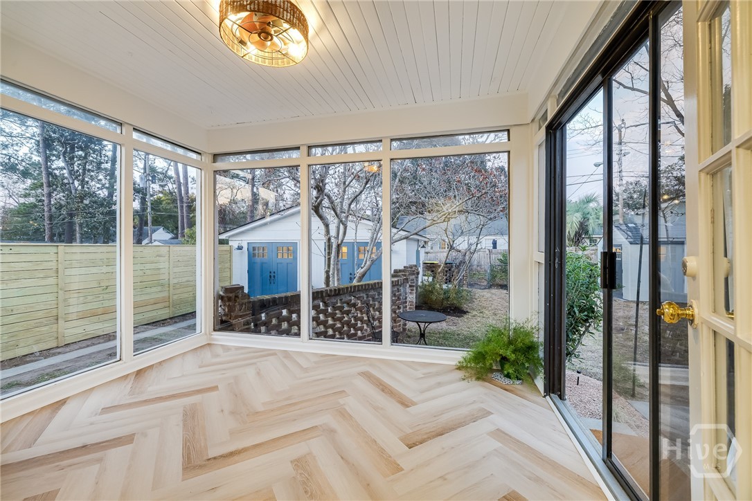 1416 E 53rd Street