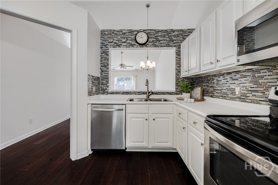 17 River Pointe Court