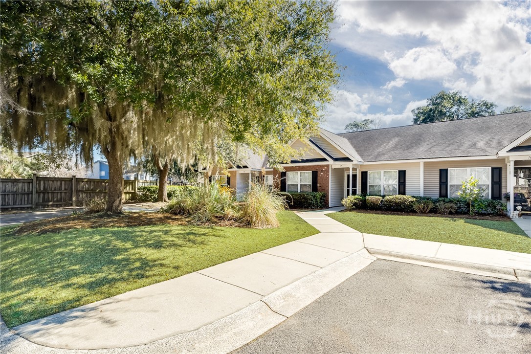 17 River Pointe Court