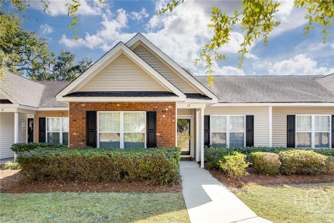 17 River Pointe Court
