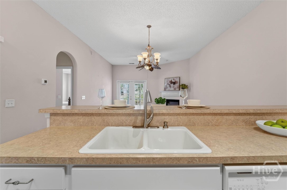 3 Travertine