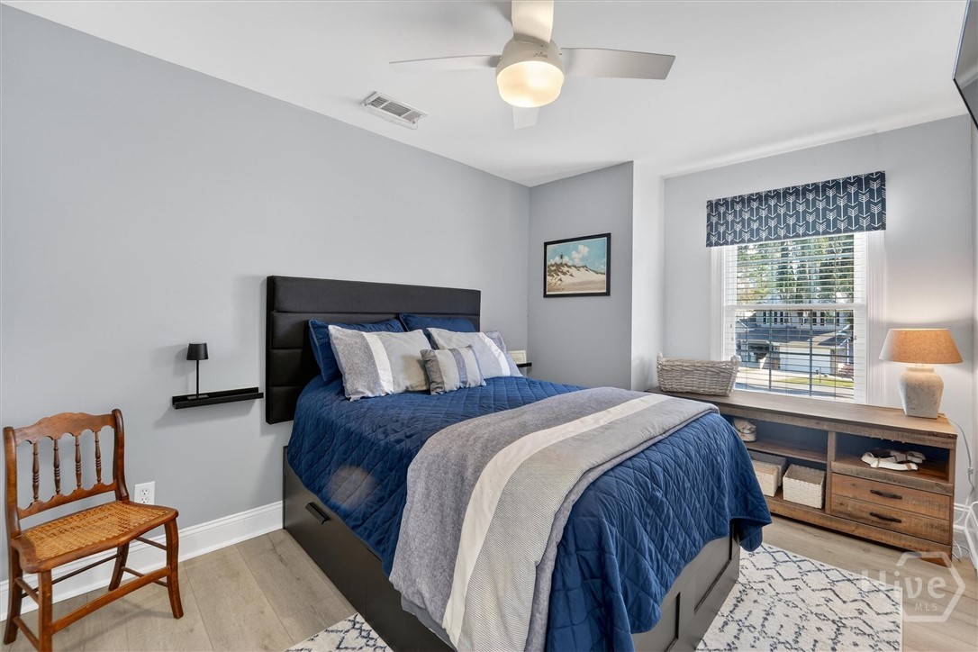 132 Peters Quay