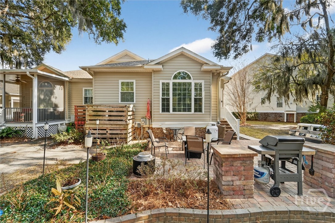 132 Peters Quay
