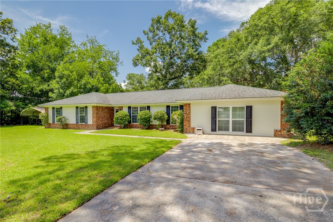 322 Suncrest Boulevard