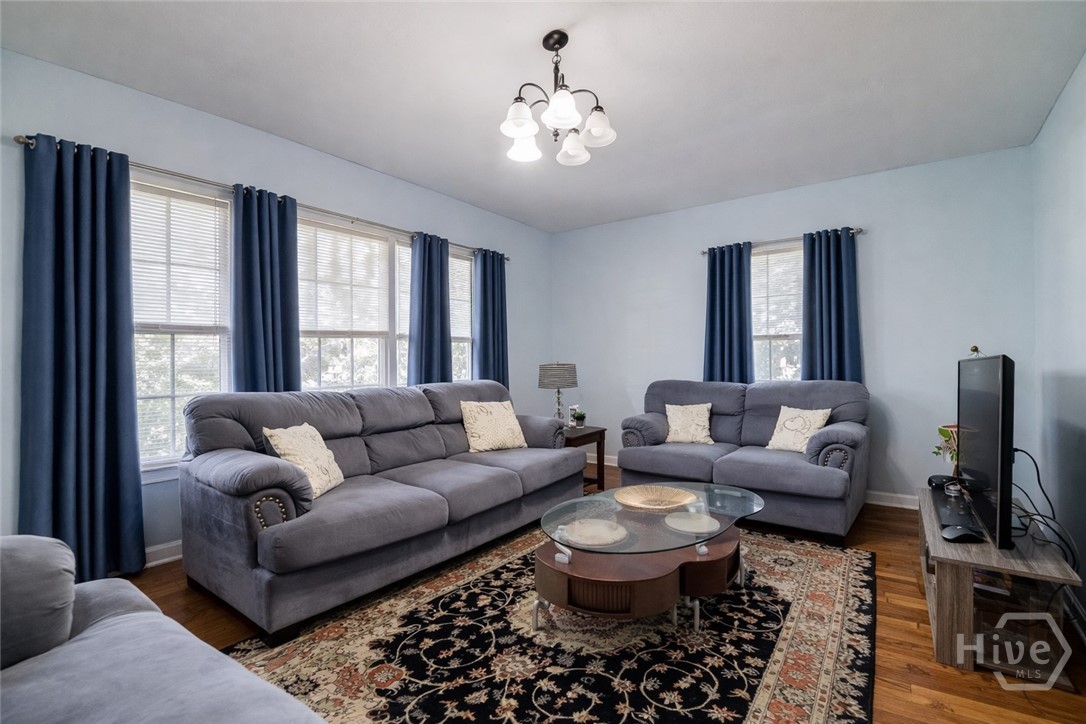 1117 NE 36th Street