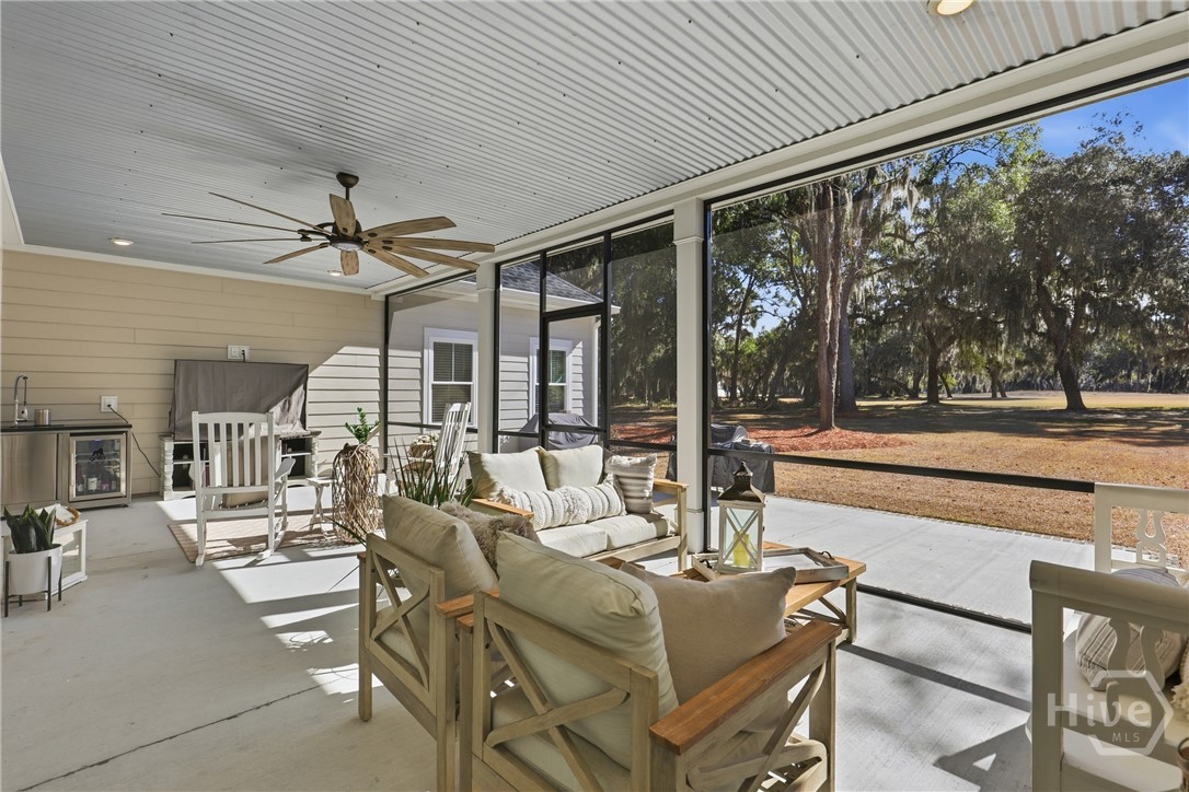 1727 Oak Forest Drive NE