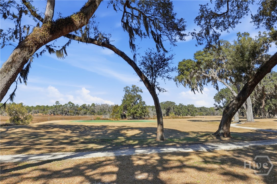 1727 Oak Forest Drive NE