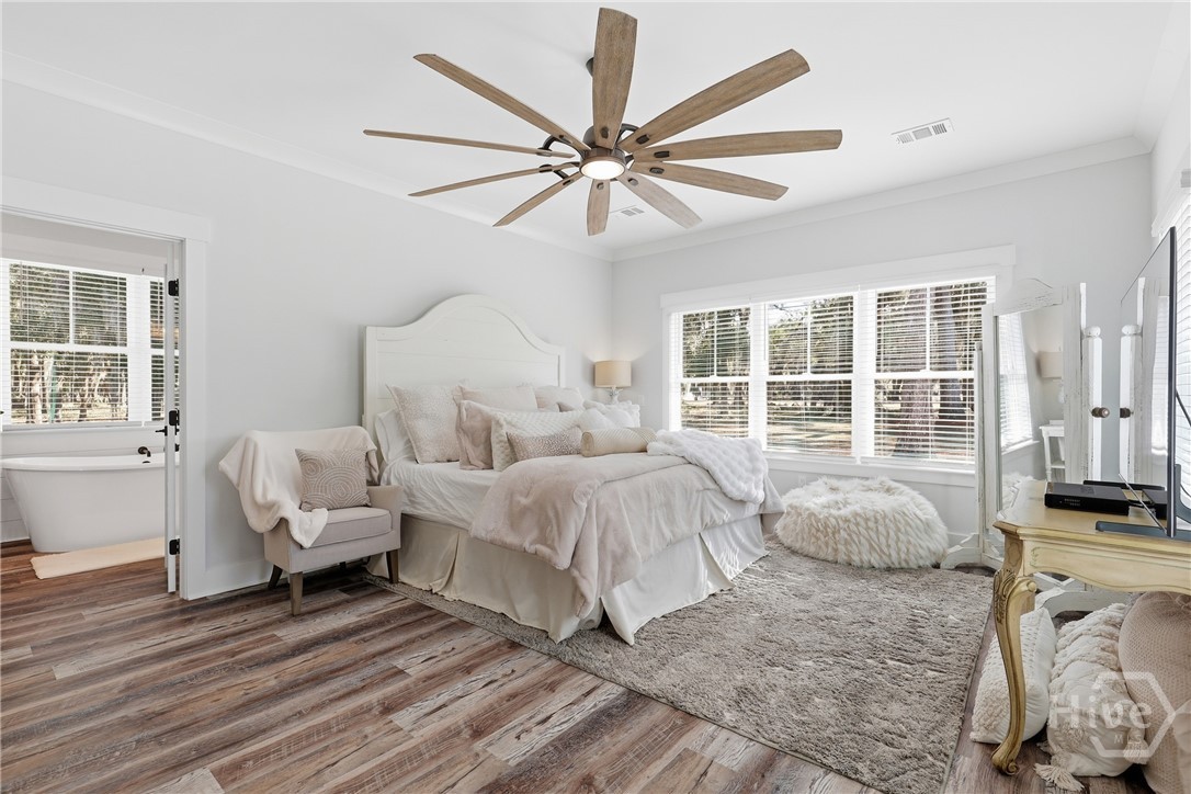 1727 Oak Forest Drive NE