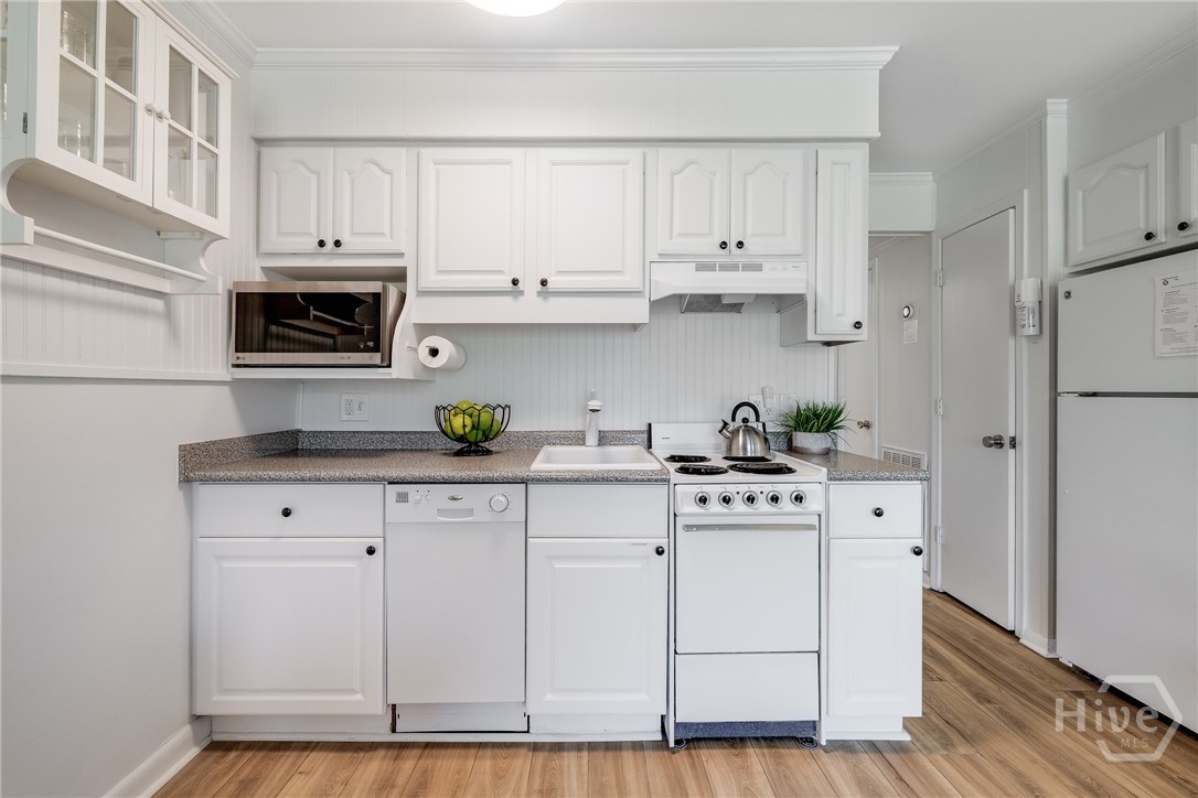 1217 Bay Street 109B